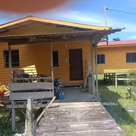 Mulu Homestay Esterno foto